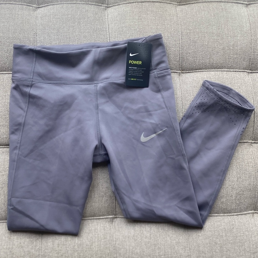 NWT Nike Epic Lux Tight Fit Crop Legging